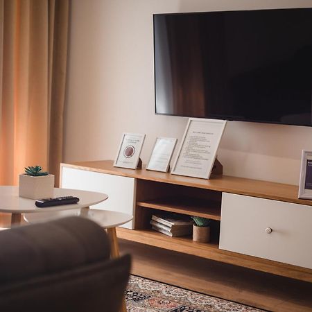 Tam Centre Luxury Serviced Apartments Tirana Bagian luar foto
