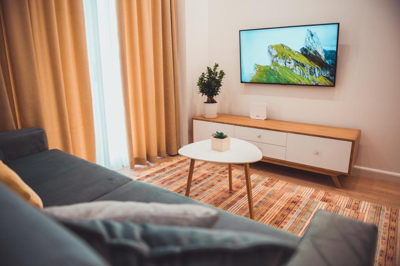 Tam Centre Luxury Serviced Apartments Tirana Bagian luar foto