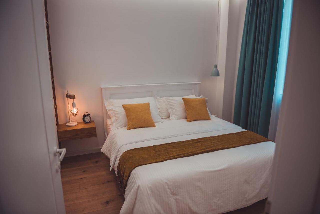 Tam Centre Luxury Serviced Apartments Tirana Bagian luar foto