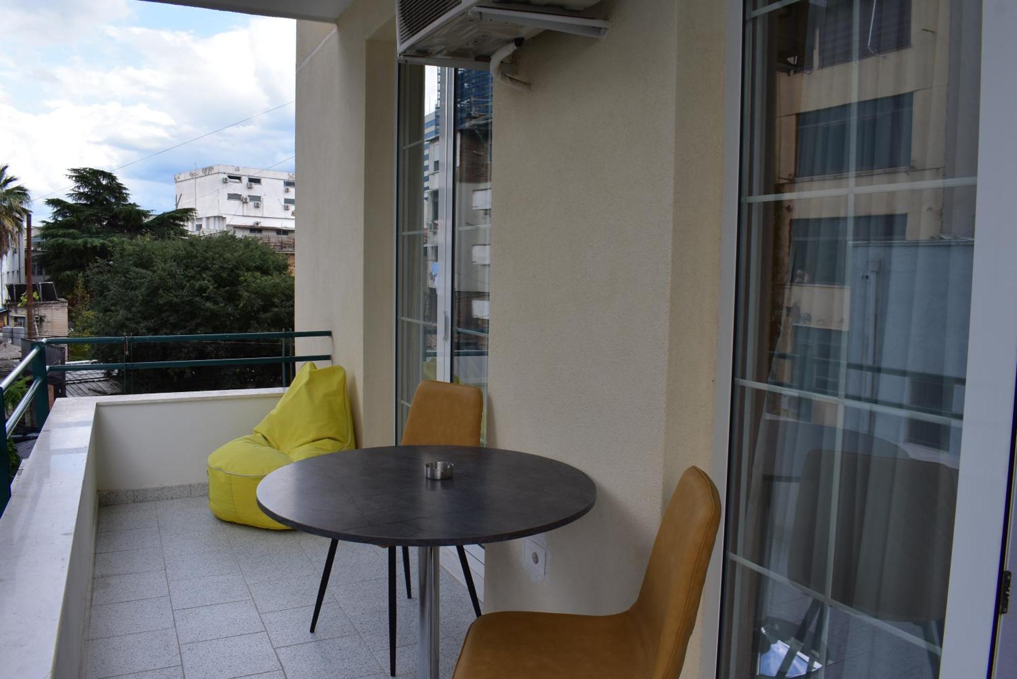 Tam Centre Luxury Serviced Apartments Tirana Bagian luar foto