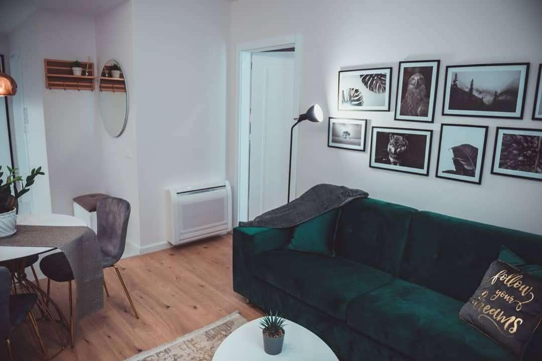Tam Centre Luxury Serviced Apartments Tirana Bagian luar foto